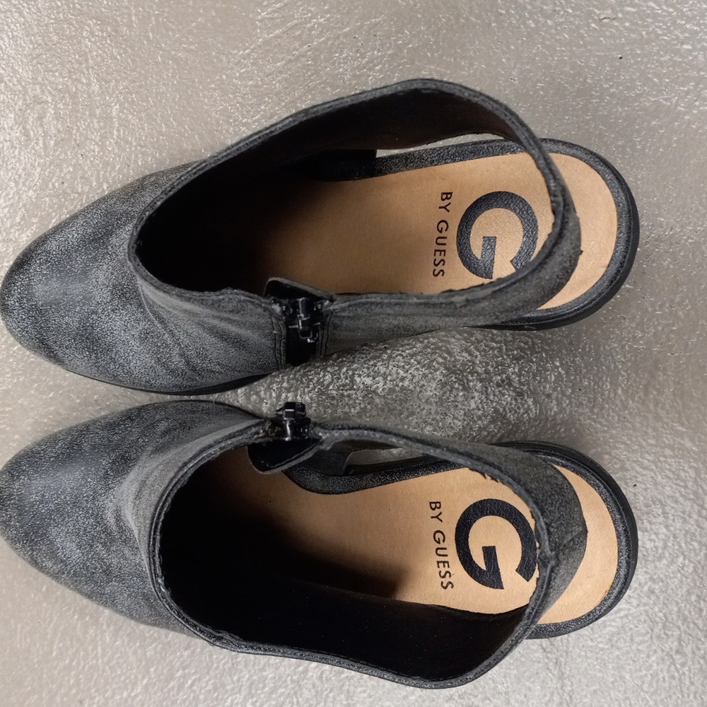 G by GUESS BOOTIES - Picture 4 of 9